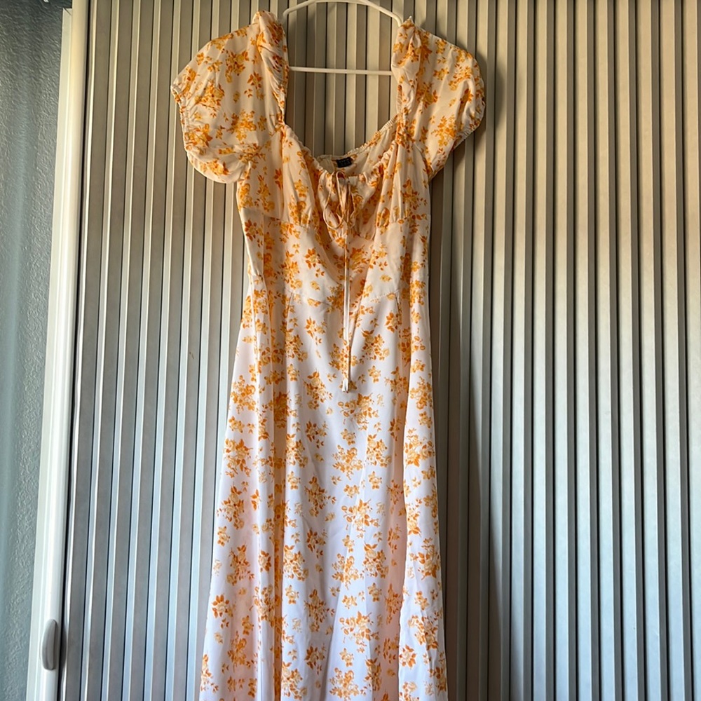 Cute flower print sundress